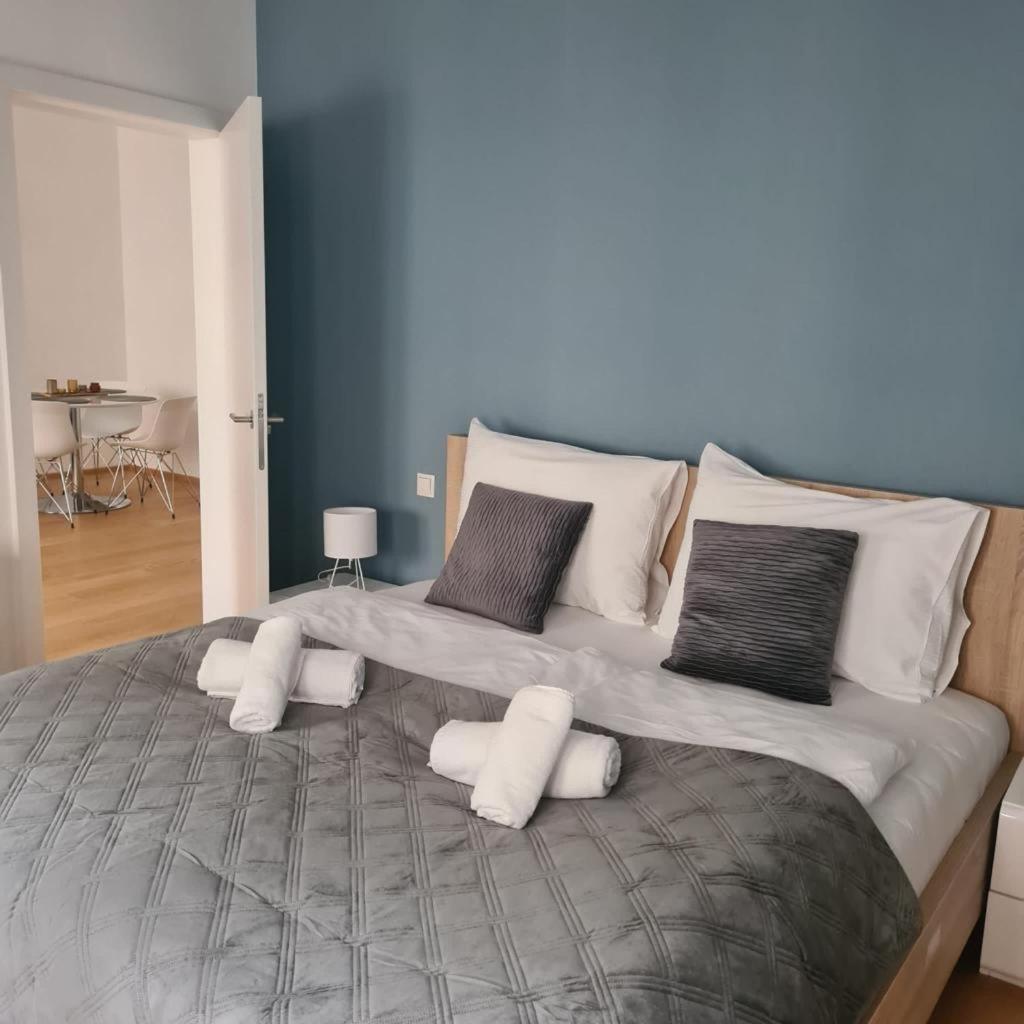 New Design Penthouse And Apartamento Viena